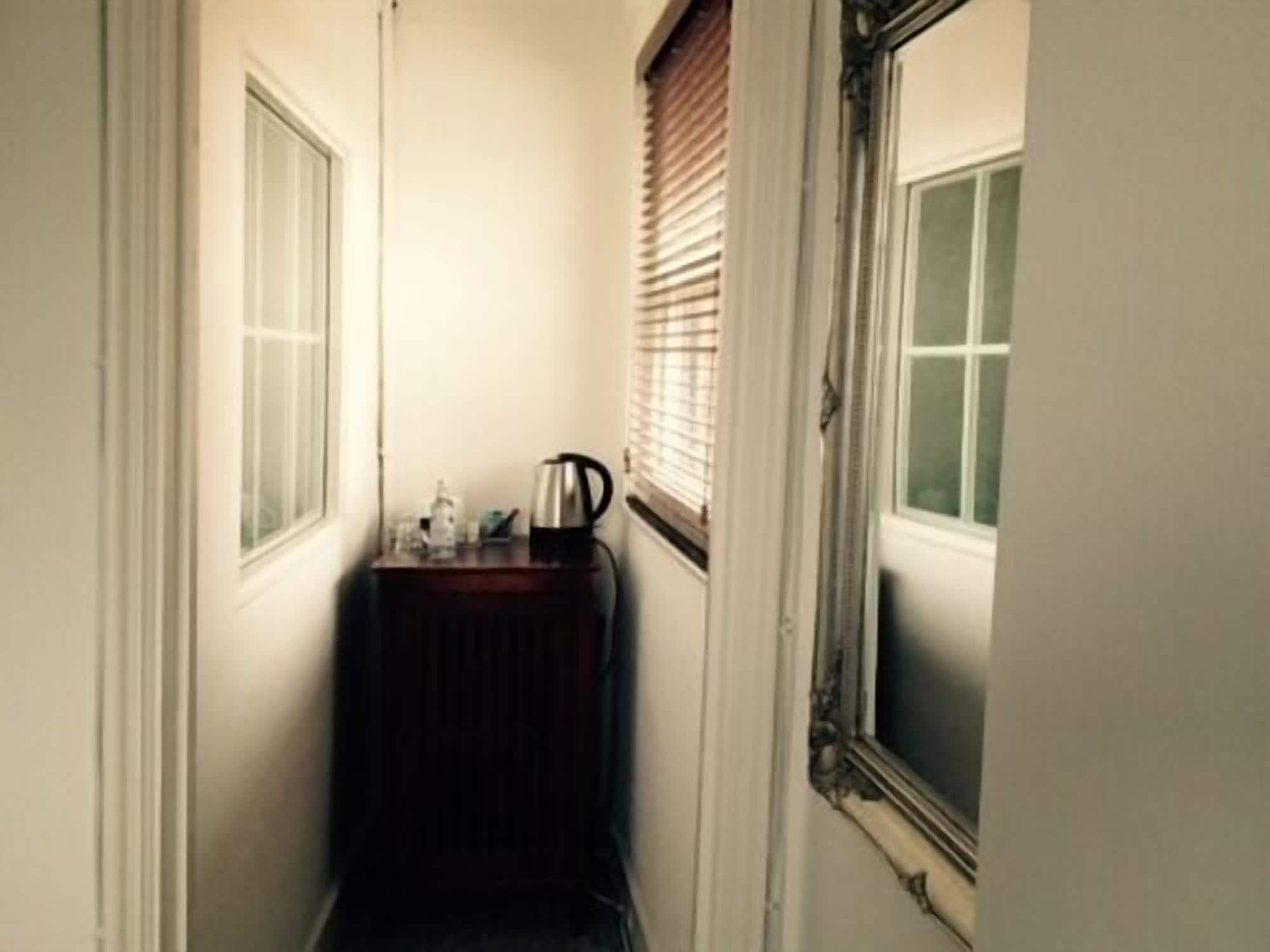 Guest House 34 Sweet Carolines Poole Dış mekan fotoğraf